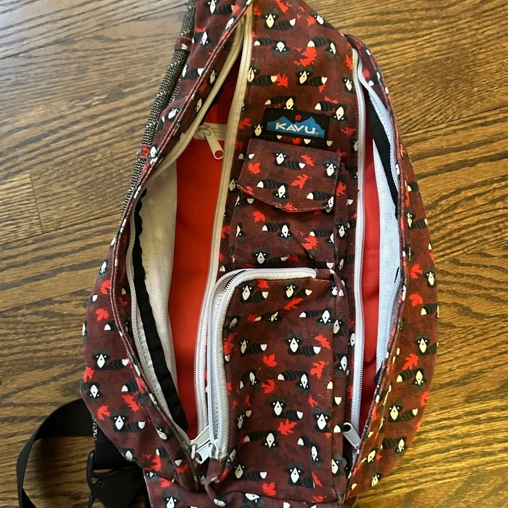Kavu Rope Bag Women OS Raccoon Maple Leaf Print Sling Backpack Canvas Gorpcore